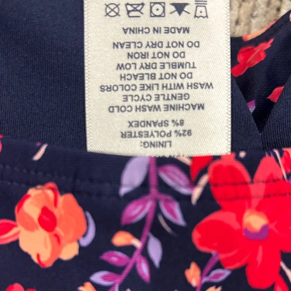 Lands' End Navy One-Piece Swimsuit with Pink & Coral Floral Paisley XS